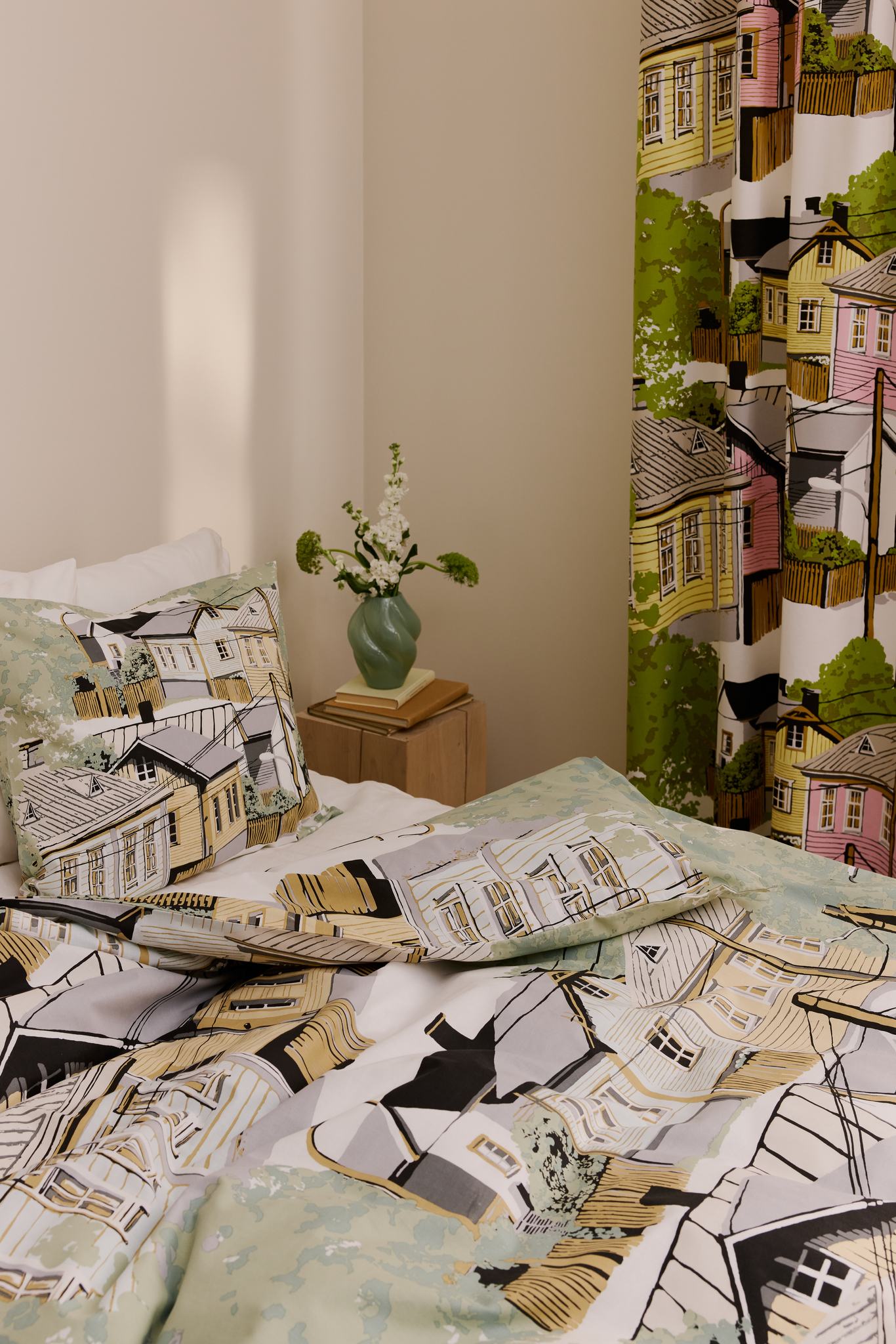 109039-7100_1; Vallila Naapurusto-pussilakanasetti Mintunvihreä / 150x210 cm