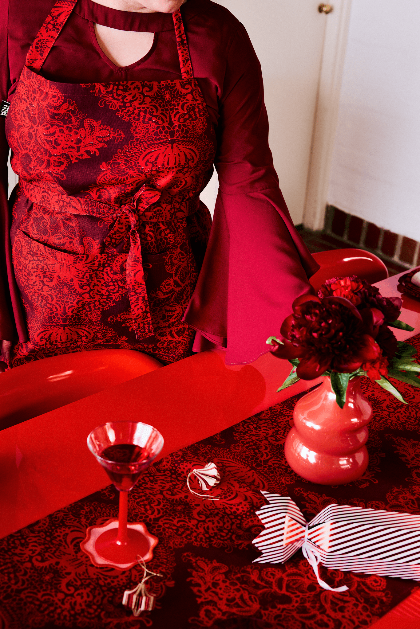 108796-4800_1; Vallila Mandariini-kaitaliina Punainen / 40x150 cm