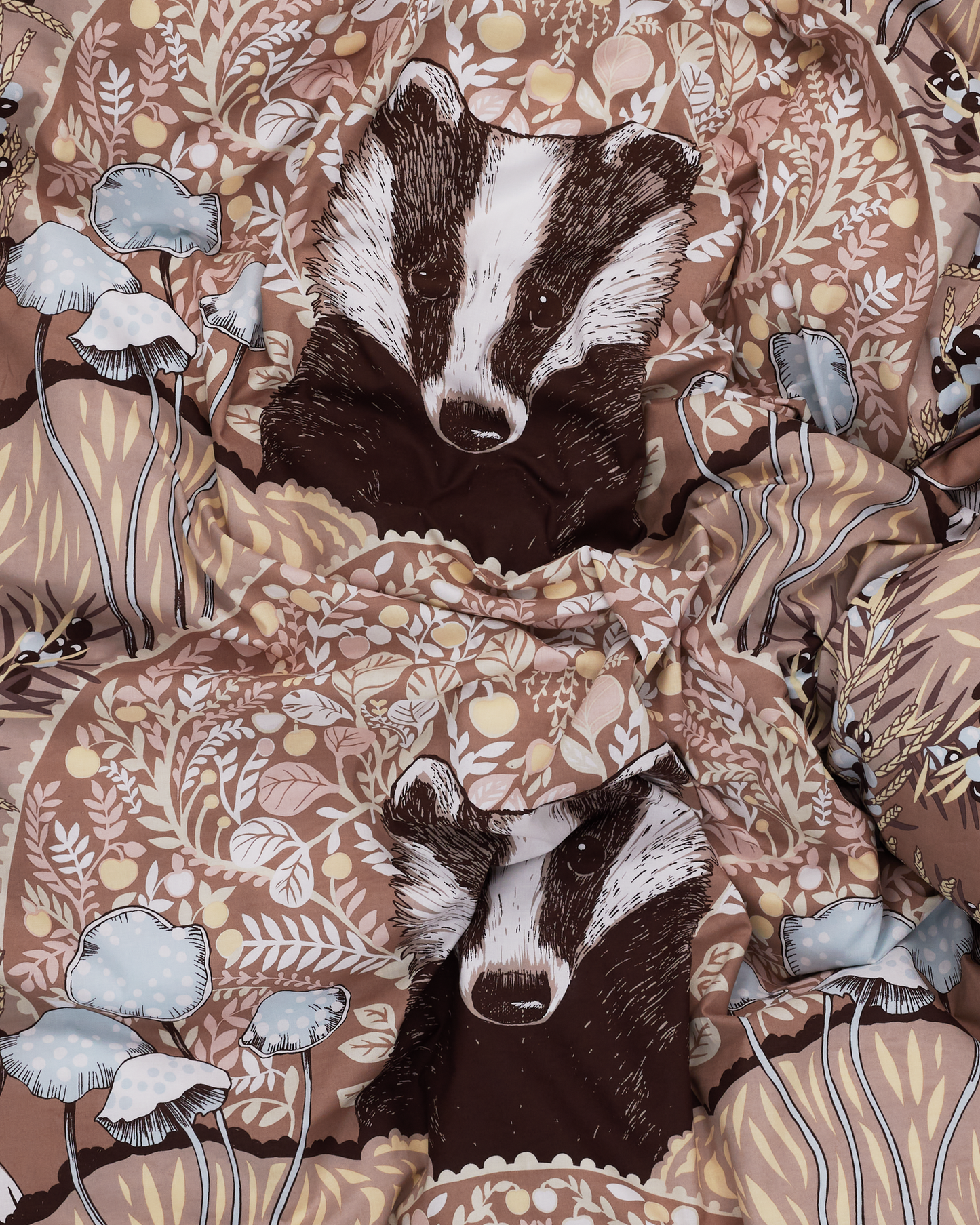 106710-9_1; Vallila Yövuoro-pussilakanasetti Latte / 150x210 cm