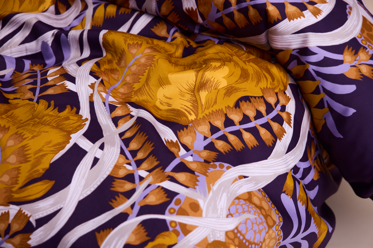 106705-4_2; Vallila Anais-satiinipussilakanasetti Violetti / 150x210 cm