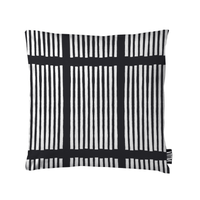 107341-3; Vallila Saga-koristetyynynpäällinen Musta / 43x43 cm