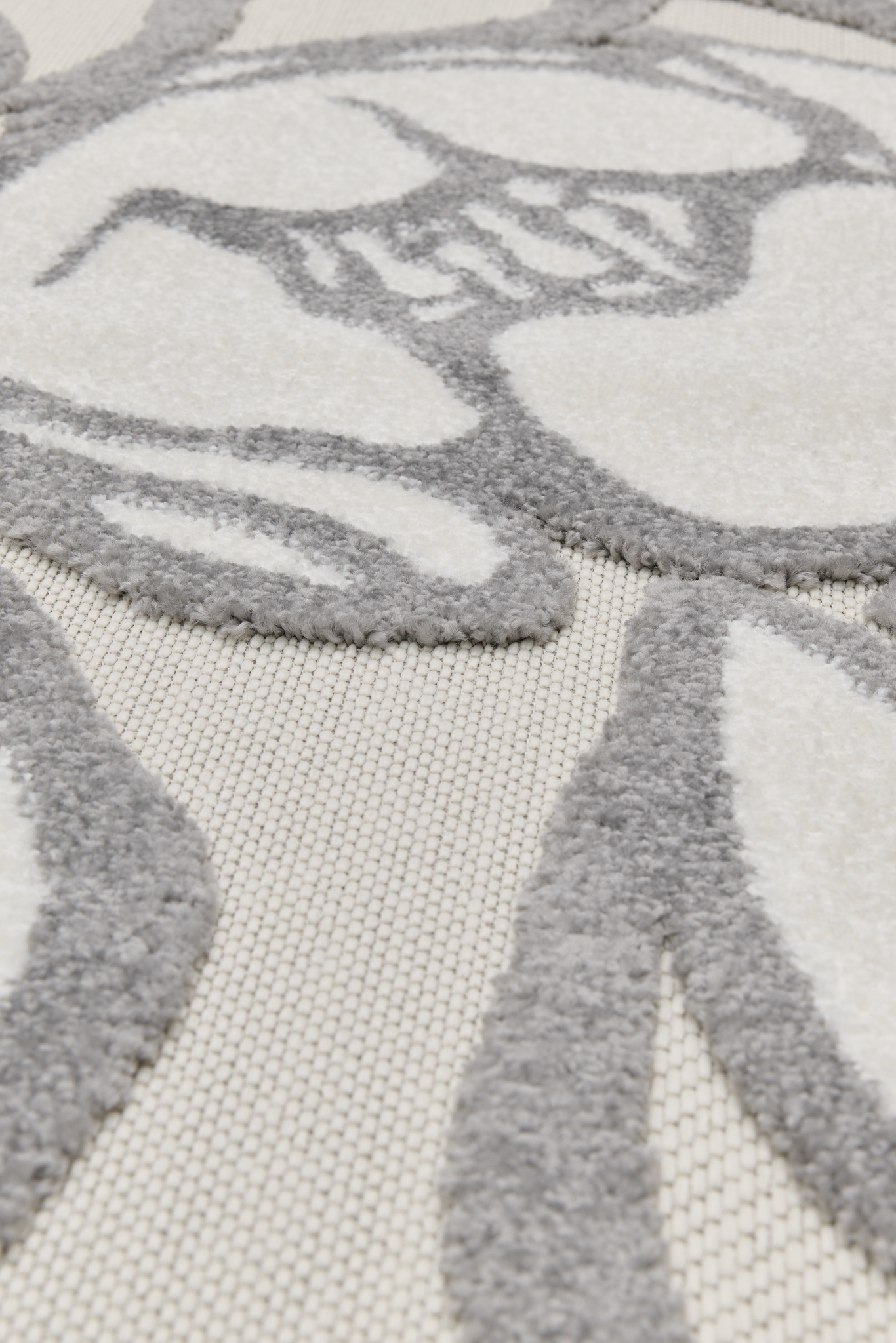 109368-9100_2; 109367-9100_2; Vallila Agnes-matto Harmaa / 160x230 cm