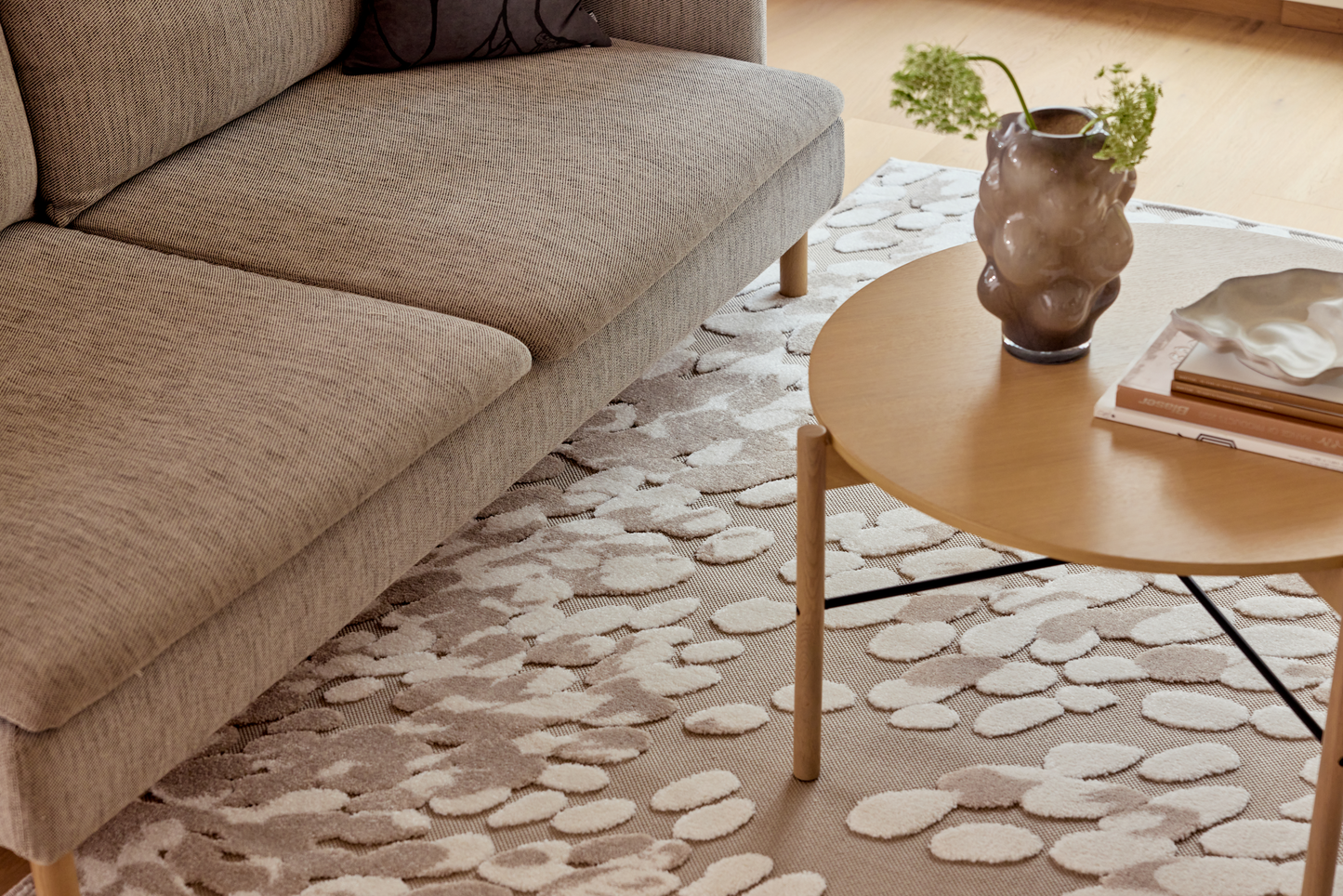 108623-1001_3; Vallila Väre-matto Beige / 200x300 cm