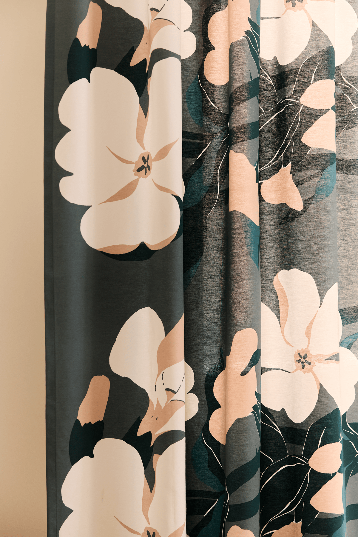 23310-051937-7900CU_2; Vallila Kukinto-verho Teal / 140x250 cm