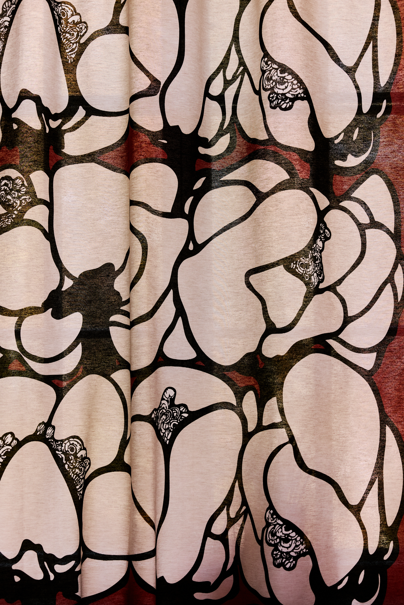 107212-4202_2; Vallila Makeba-verho Punainen-harmaa / 140x250 cm