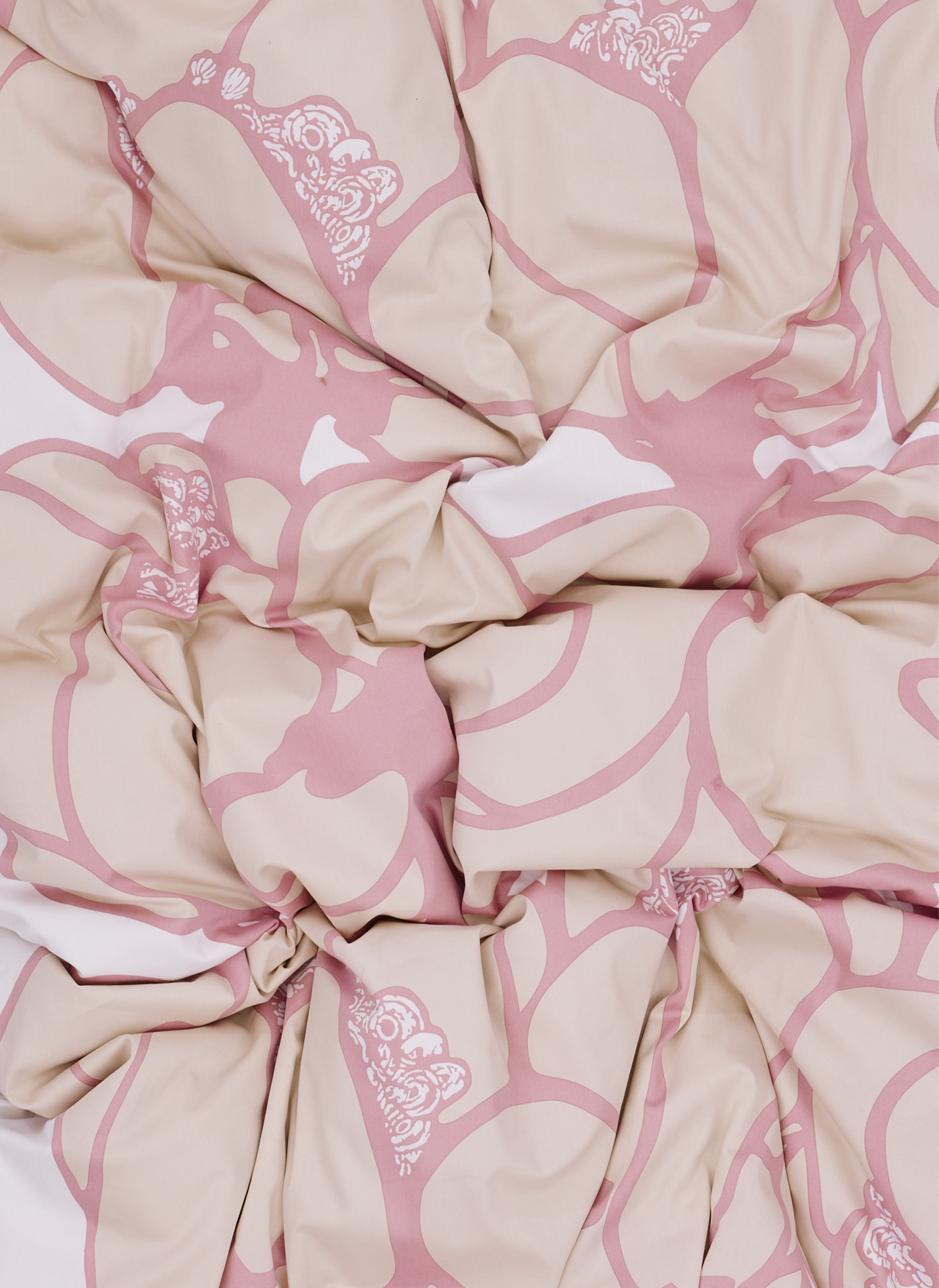 105091-4000_1; Vallila Makeba-satiinipussilakanasetti Vanha roosa / 150x210 cm