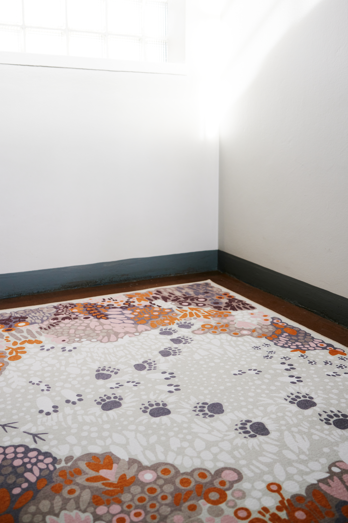 108315-0310_4; Vallila Tassuttelu-matto Beige / 120x180 cm