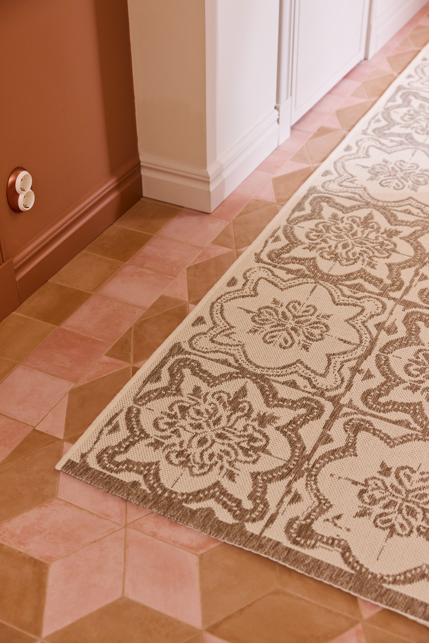 108596-1002_2; Vallila Kujakatti-käytävämatto Beige-valkoinen / 80x350 cm