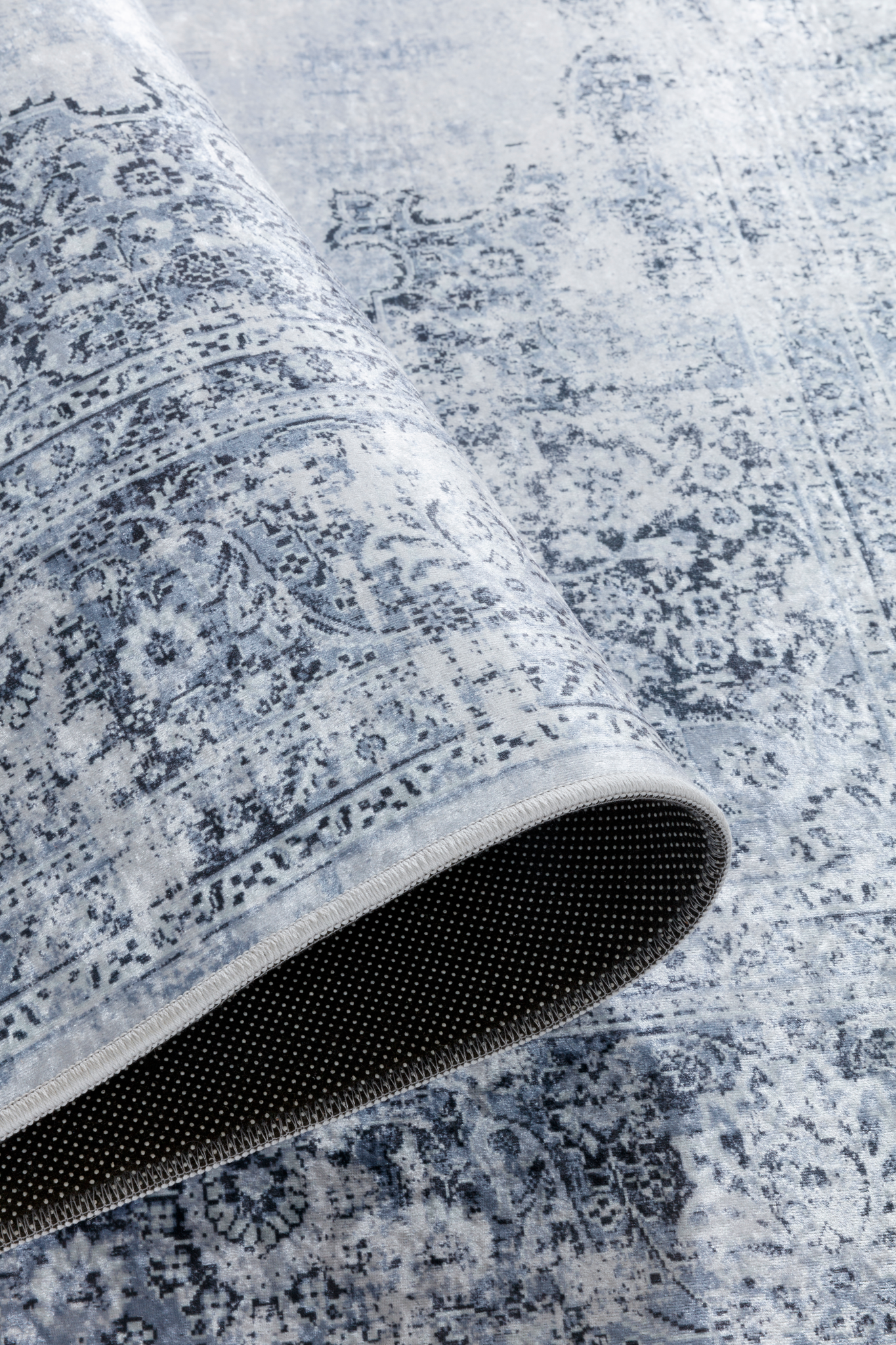 102160-05_1; Vallila Topaasi-matto Vaaleanharmaa / 200x300 cm