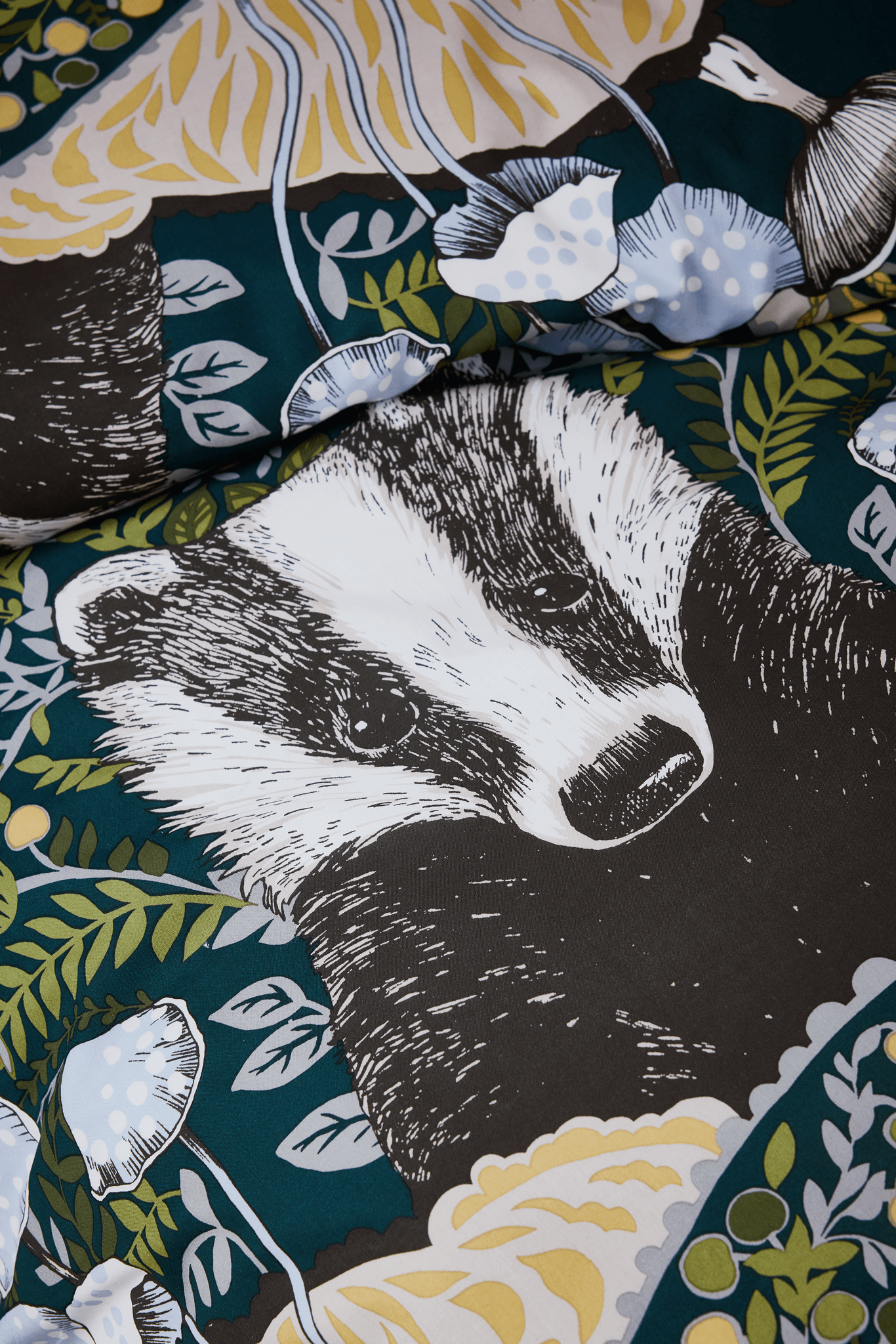 108804-7800_2; 106710-7800_2; Vallila Yövuoro-pussilakanasetti Tummanvihreä / 150x210 cm