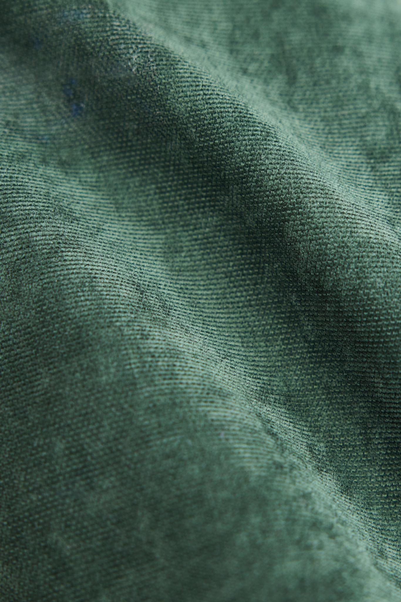 101140-7700_1; Vallila Royal-verho Tummanvihreä / 140x250 cm 