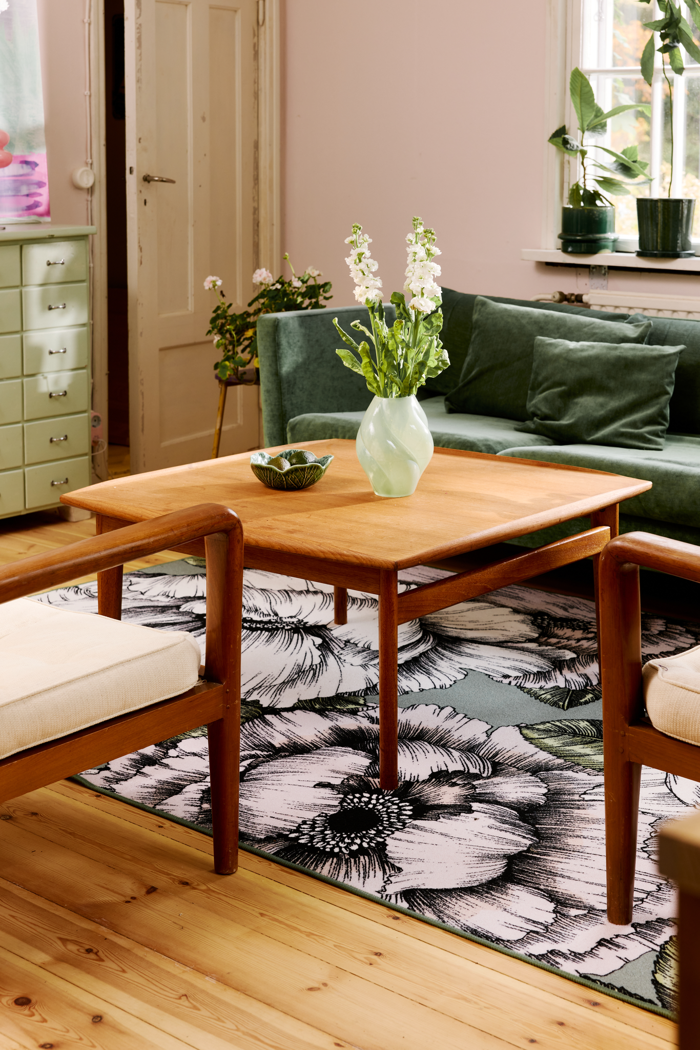 108455-7710_2; Vallila Alma-matto Salvianvihreä / 160x230 cm 