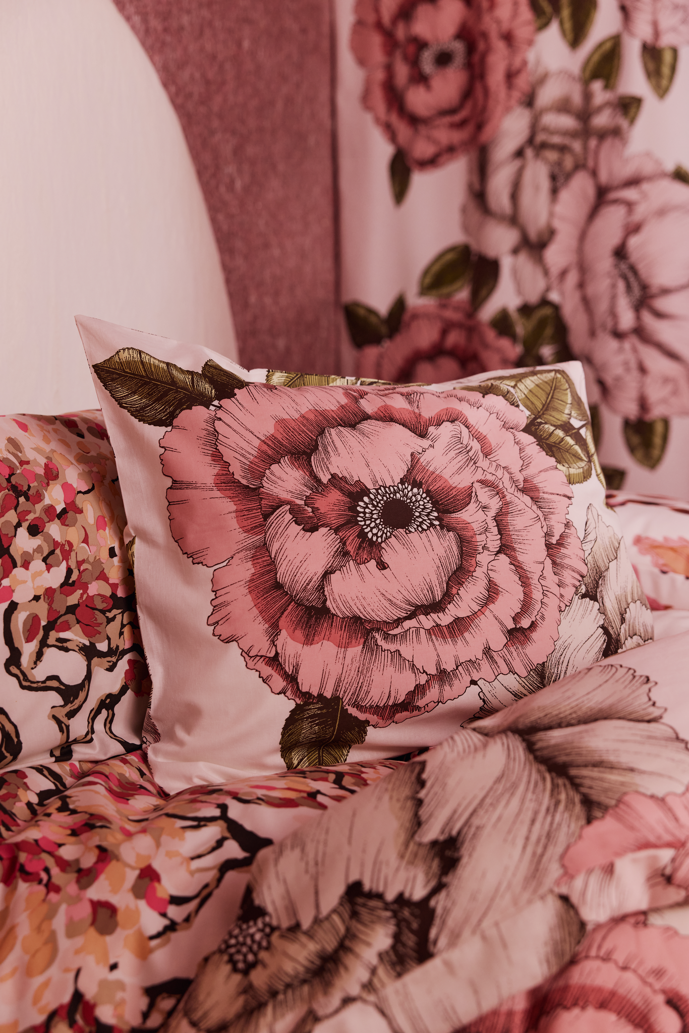 CT002753-4271_2; Vallila Alma-pussilakanasetti Pinkki-vihreä / 150x210 cm 