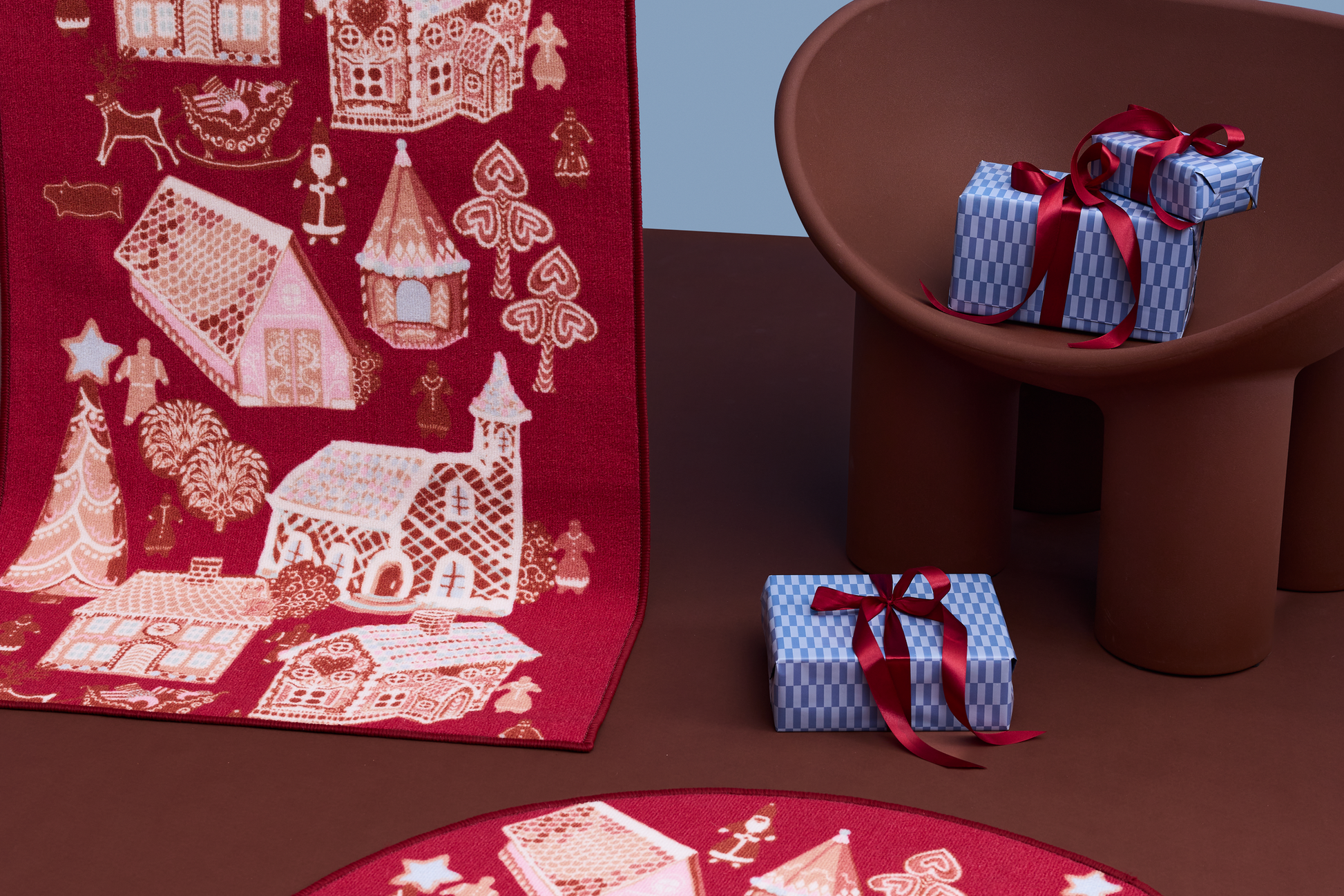 108963-4700_2; 108962-4700_2; Vallila Piparikylä-käytävämatto Punainen / 80x150 cm 