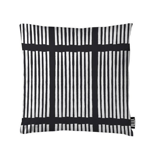 107341-3; Vallila Saga-koristetyynynpäällinen Musta / 43x43 cm 