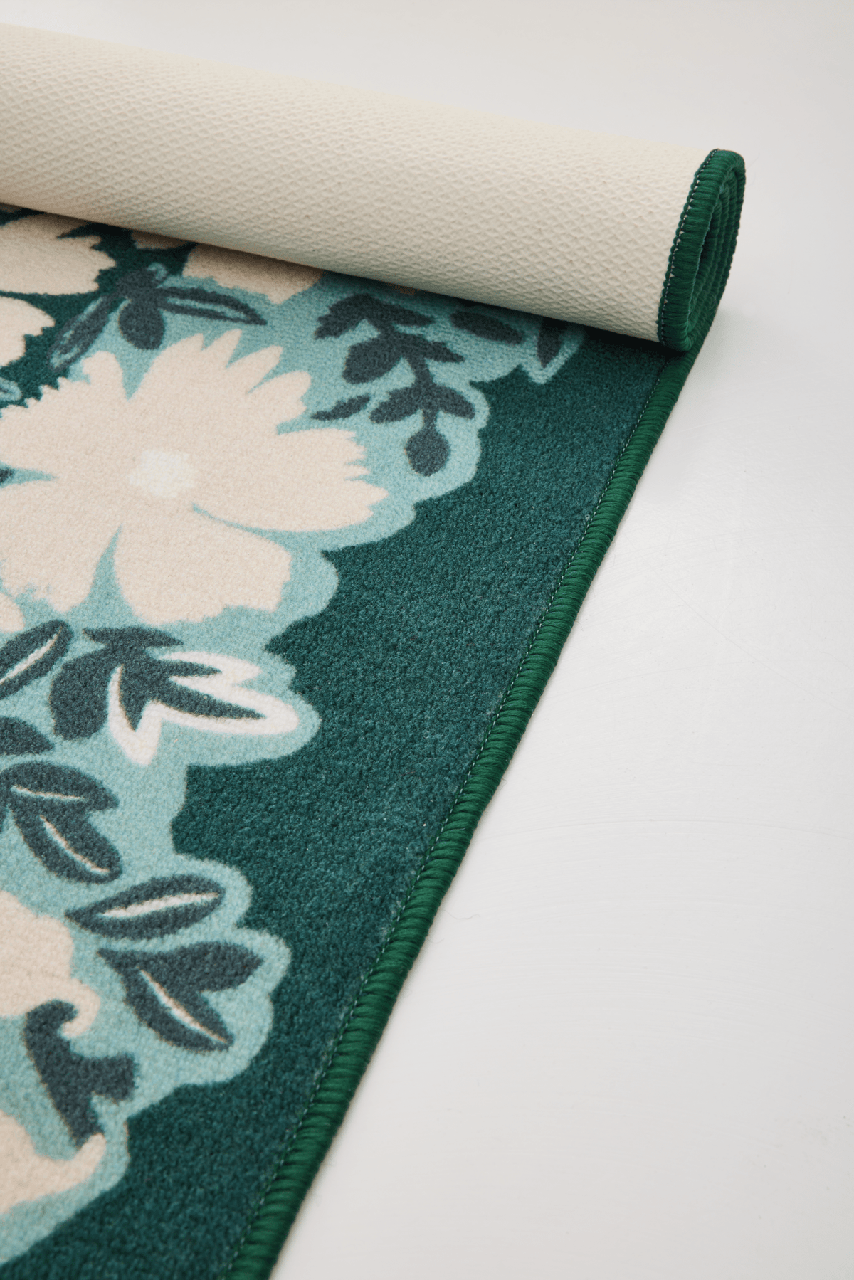 108965-7900_1; Vallila Nokosilla-matto Teal / 133x190 cm 