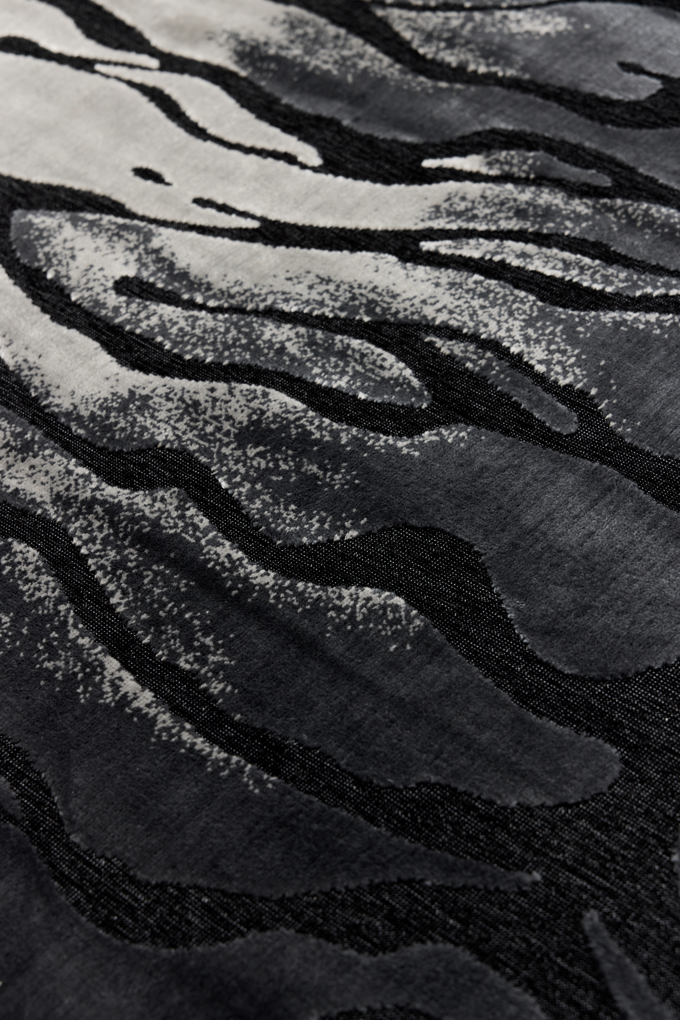 109137-9700_1; Vallila Kuuma puuma -käytävämatto Harmaa / 80x200 cm 