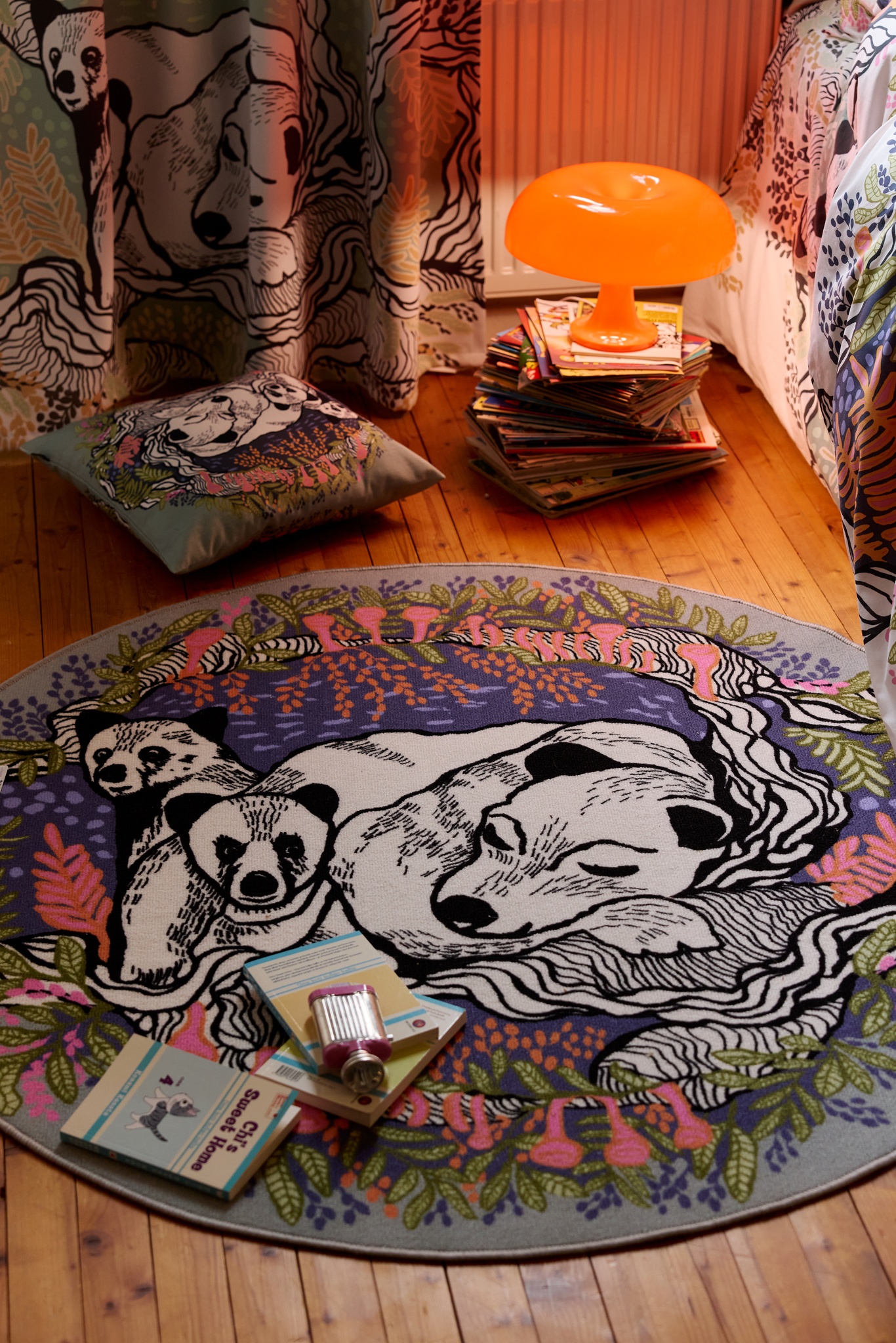 109085-8000_1; Vallila Unikeot-matto Monivärinen / Ø133 cm 