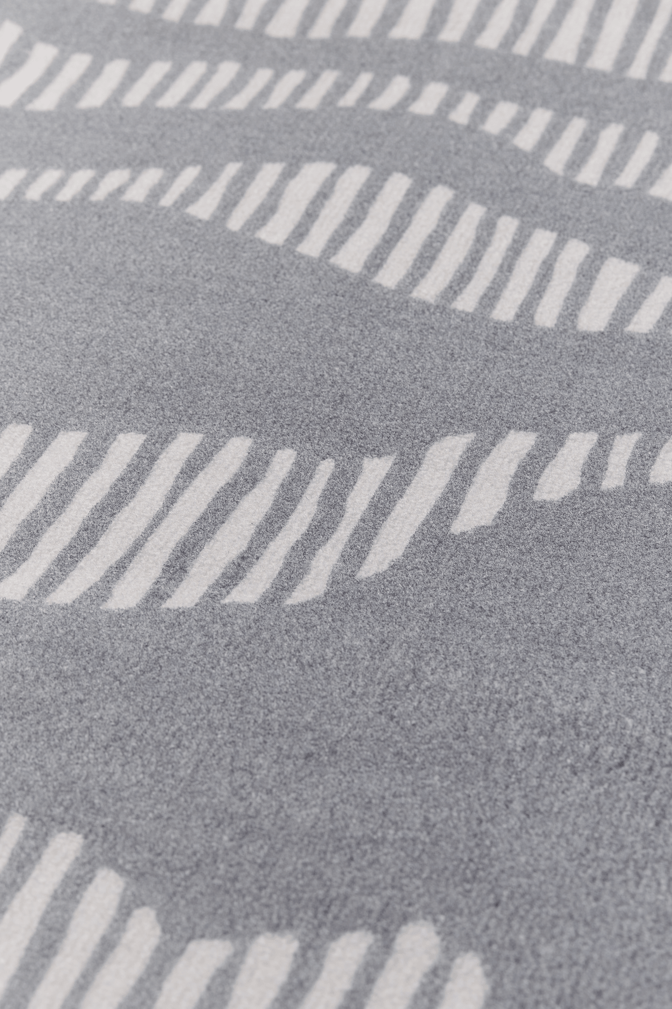 109090-9000_1; 109094-9000_1; 109093-9000_1; 109092-9000_1; 109091-9000_1; 109089-9000_1; Vallila Rytmi-käytävämatto Vaaleanharmaa / 80x150 cm 