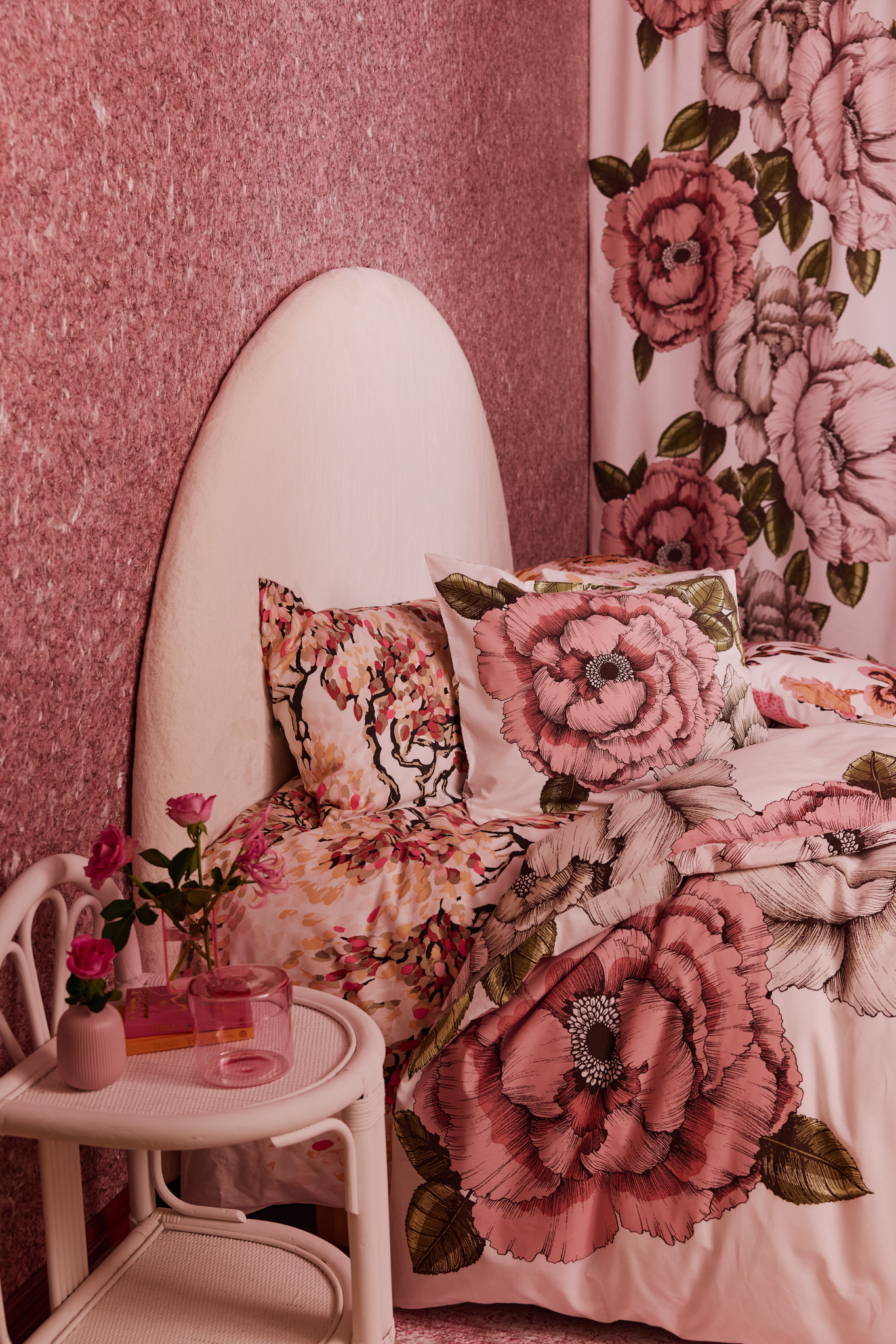 CT002753-4271_1; Vallila Alma-pussilakanasetti Pinkki-vihreä / 150x210 cm 