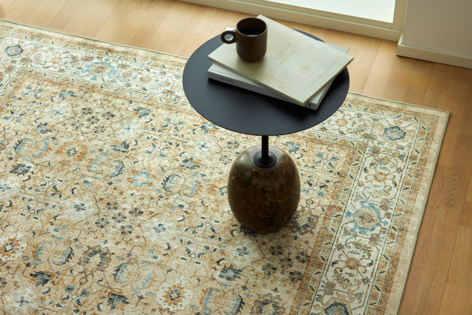 108335-0310_3; Vallila Jalokivi-matto Beige / 160x230 cm 
