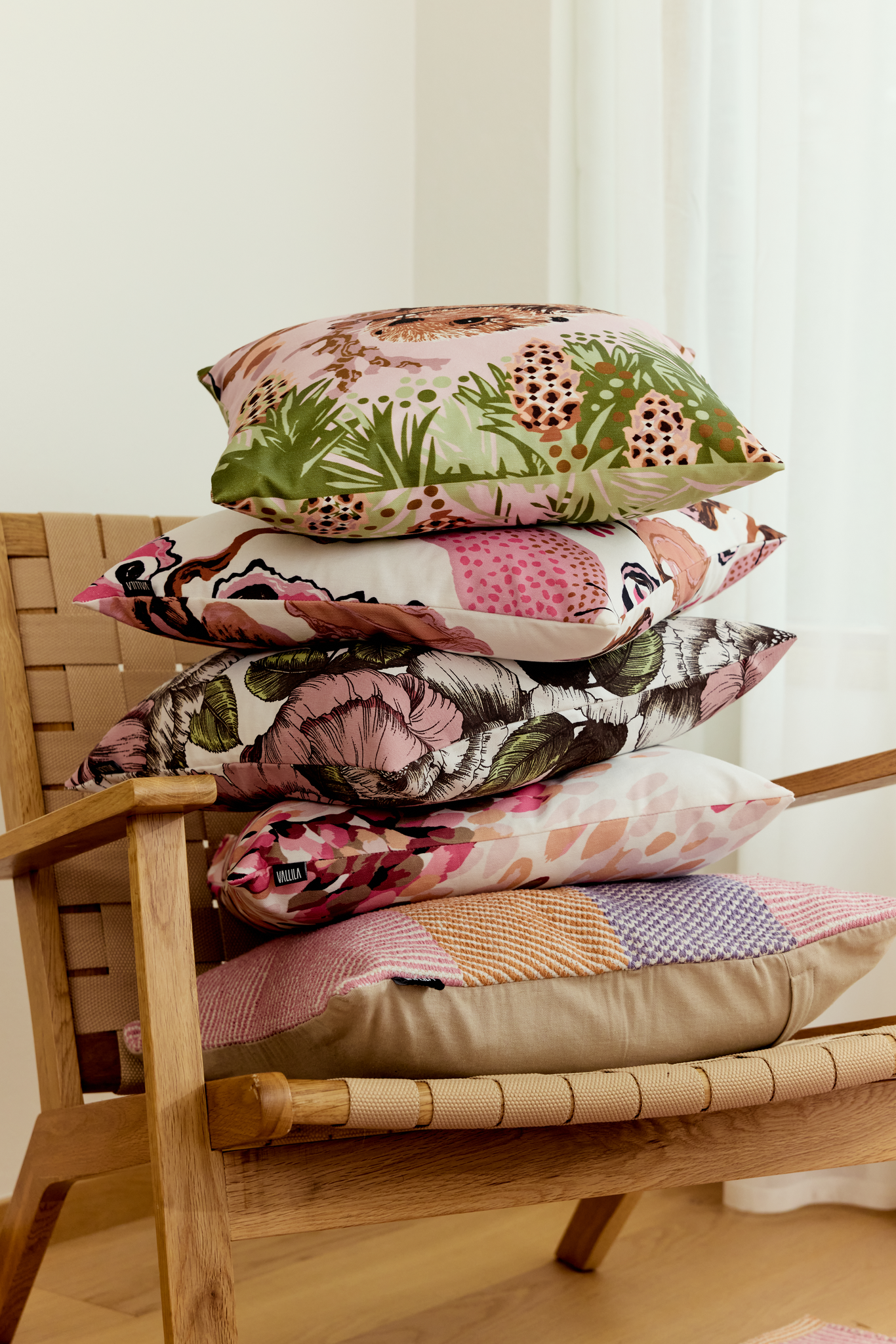 108581-4200_2; Vallila Väre-koristetyynynpäällinen Roosa / 43x43 cm 