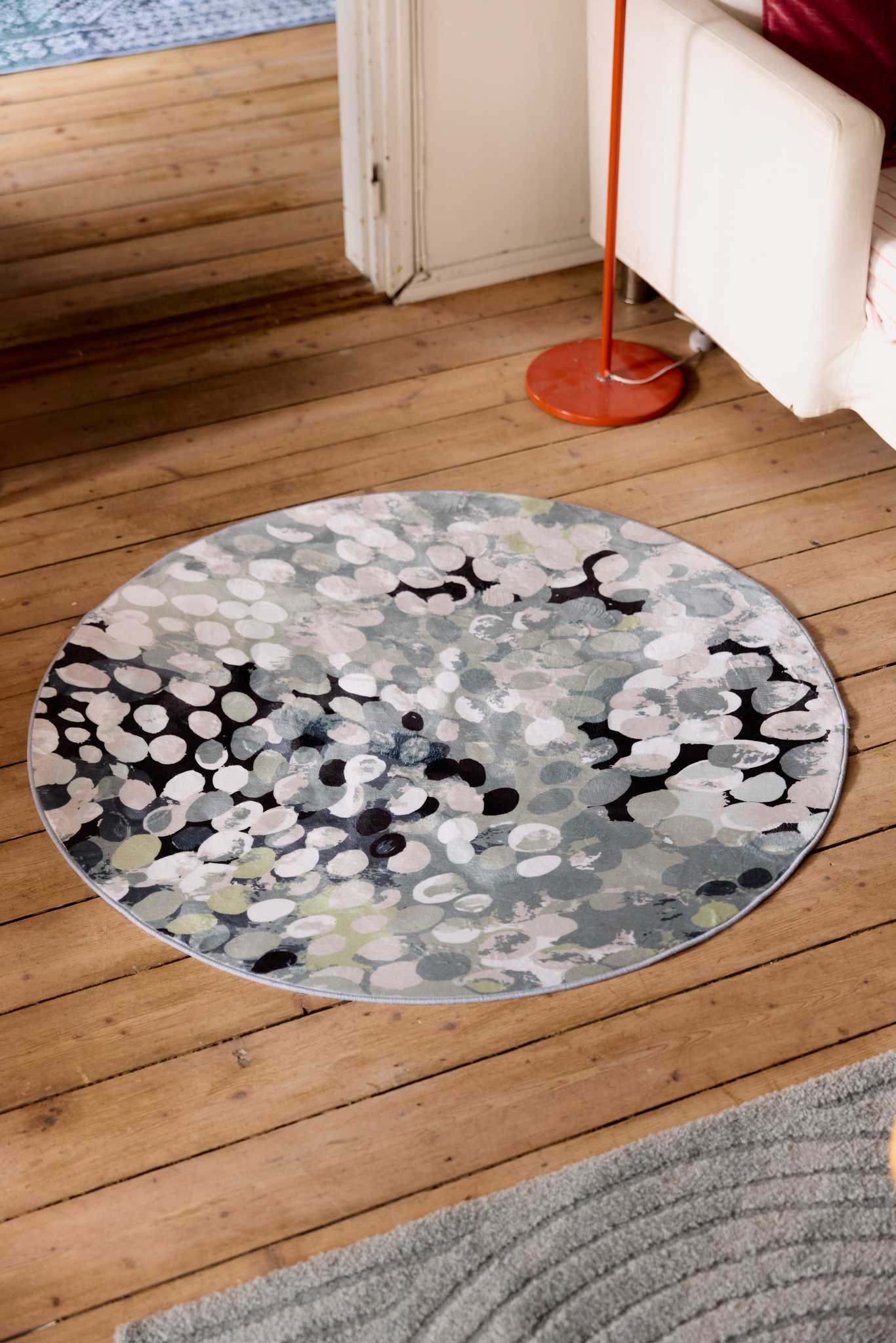 109104-7710_2; Vallila Puhuri-matto Salvianvihreä / Ø120 cm 